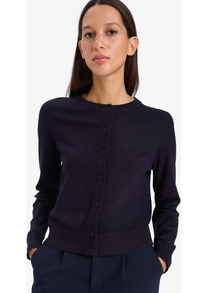 Regular Fit Bisiklet Yaka Basic Düz Düğmeli Triko Hırka D6282AX25AU