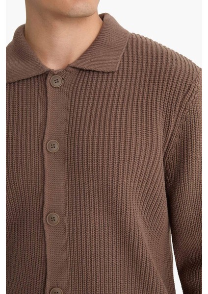 Standart Fit Polo Yaka Düğmeli Triko Hırka E8397AX25CW indirimleri