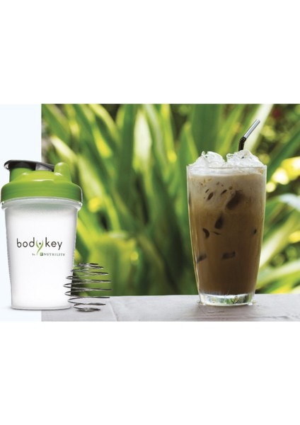 Yeşil Şekilli Çok Amaçlı Spor ve Günlük Kullanım Shaker 100ML