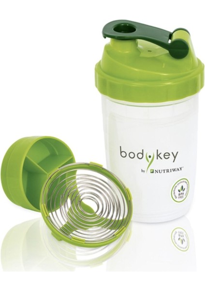 Yeşil Şekilli Çok Amaçlı Spor ve Günlük Kullanım Shaker 100ML fiyatları