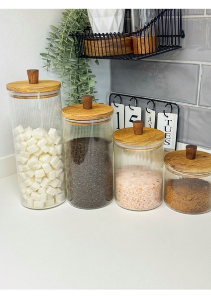 4'lü Akasya Kapaklı Cam Kavanoz Seti, Şık ve Kullanışlı Saklama Çözümü