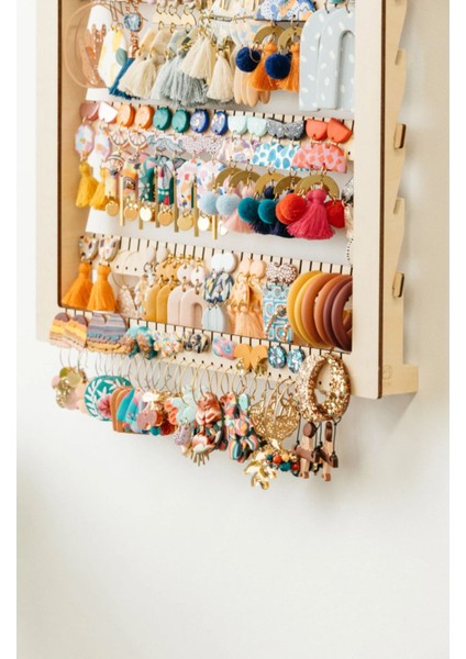 Ekru Desmo Concept Küpe Teşhir Standı, Şık Ve Kullanışlı Takı Düzenleyici. modelleri