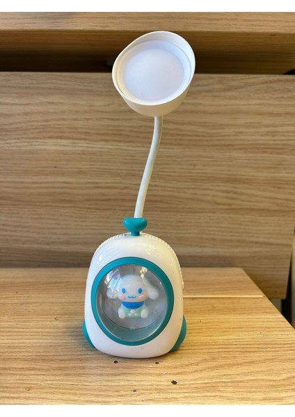 Mavi Masa Lambası, Şık ve Modern Tasarım, Ev ve Ofis Için Ideal Aydınlatma Seçeneği fiyatları