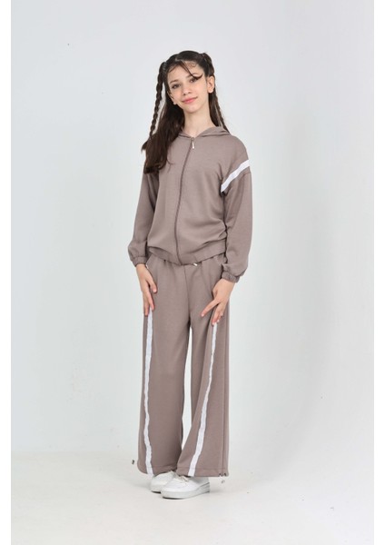 Kız Çocuk Şerit Detaylı Eşofman Takım modelleri