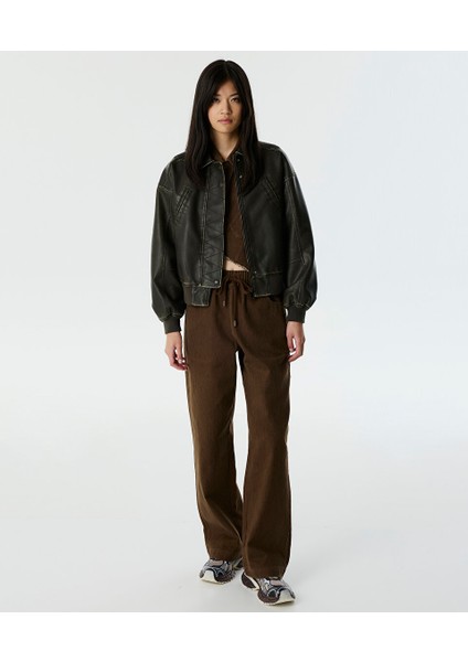 Deri Görünümlü Bomber Mont TW6250012028074 fırsatları