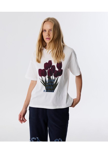 Slogan ve Görsel Baskılı T-Shırt TW6250070063018
