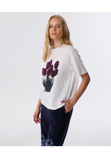Slogan ve Görsel Baskılı T-Shırt TW6250070063018 fiyatları