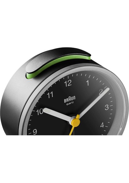 Şık Gümüş Siyah Klasik Analog Masa Saati, Alarm Özelliği ile Zamanı Gösterir fırsatları