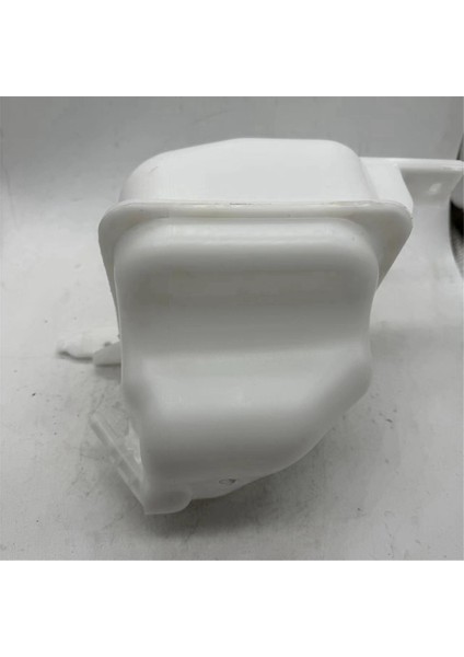 Kaliteli Araba Motor Soğutma Suyu Rezervuarı Su Tankı (Yurt Dışından)