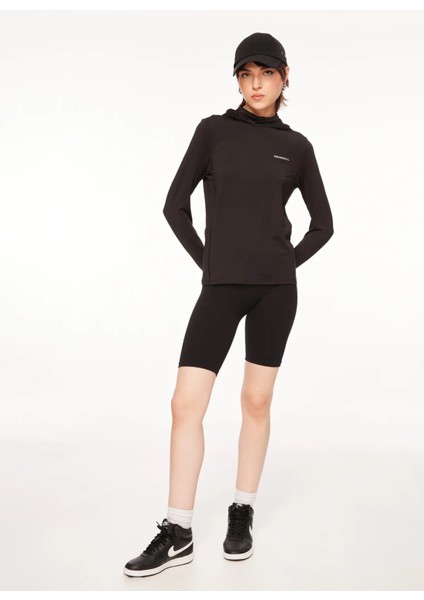 Total Kadın Siyah Tişört fırsatları