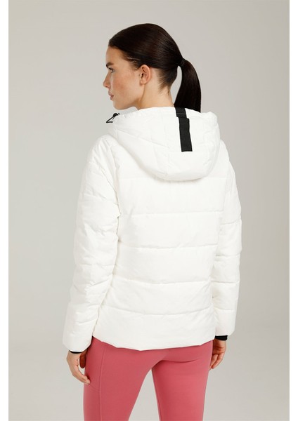 1W Sn31 Apreskı Coat 1Pr Kadın Beyaz Kısa Mont -101044528 fiyatları