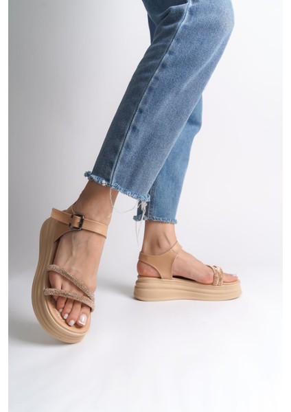 Zlohe Kalın Tokalı Taşlı Şeritli Ortopedik Taban Kadın Sandalet Ctt - Ten fiyatları