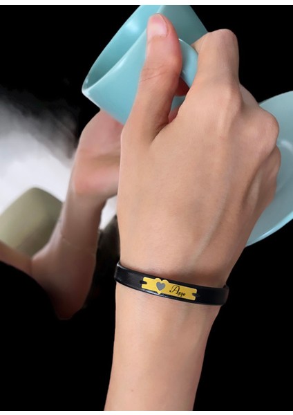 14 Ayar Plakalı Altın Ayşe Ismine Özel Kalp Figürlü Hakiki Siyah Derili Hediye BILEKLIK-568ISIM