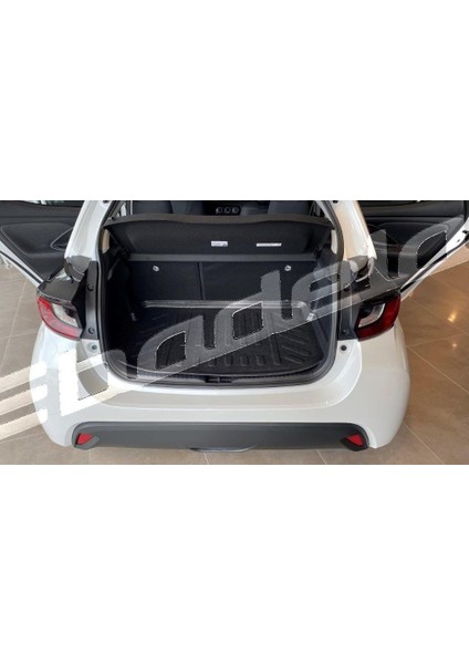2022 Toyota Yaris Hb 3D Kauçuk Bagaj Havuzu fırsatları