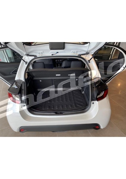 2022 Toyota Yaris Hb 3D Kauçuk Bagaj Havuzu