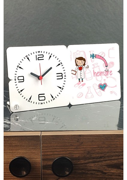 Şık Ahşap Masa Saati, Hemşire Temalı, Zarif ve Dayanıklı Tasarım