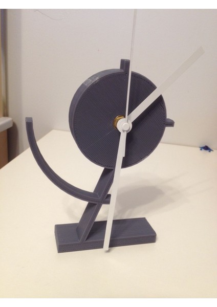 Renkli Dekoratif Masa Saati, Zarif ve Fonksiyonel Tasarım, Şık ve Modern Görünüm