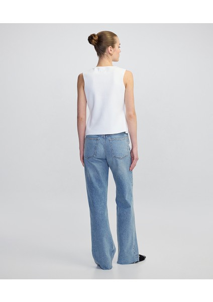 Kontrast Düğmeli Triko Yelek IW6250050339018 fırsatları