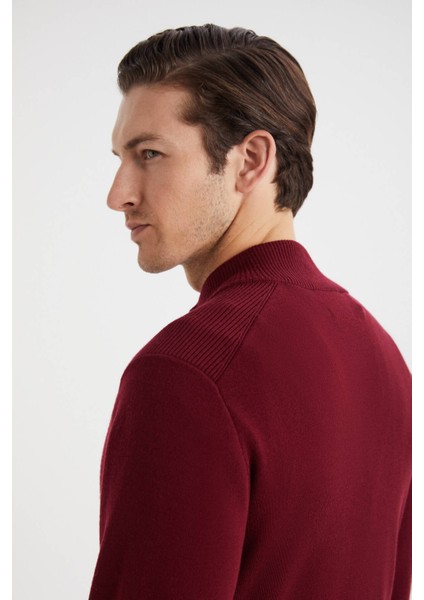 Arma Detaylı Fermuarlı Bordo Triko Spor Ceket modelleri