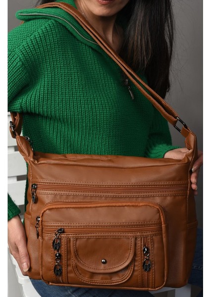 Yumuşak Deri Çok Gözlü Çapraz Çanta, Kahverengi, Şık ve Kullanışlı Tasarım