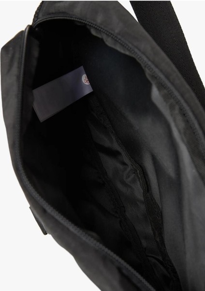 Şık Siyah Çapraz Omuz Çantası, Hafif ve Kullanışlı Tasarım fırsatları