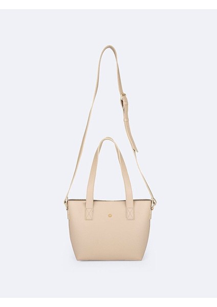 Şık ve Zarif Bej Renkli Günlük Kullanıma Uygun Çanta