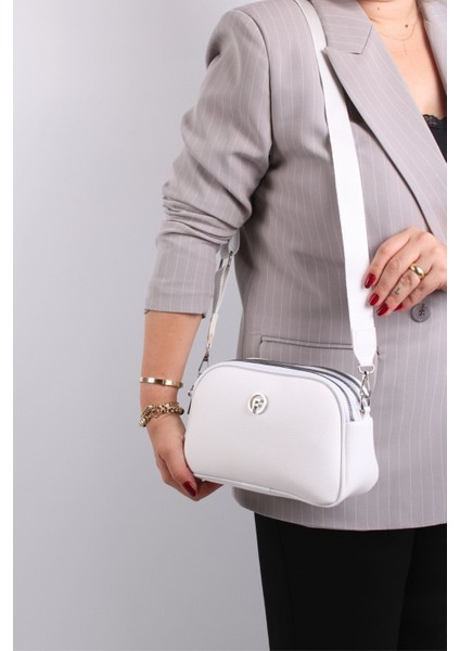 Yumuşak Deri Çok Bölmeli Orta Boy Kadın Çapraz Omuz Çanta Beyaz fiyatları