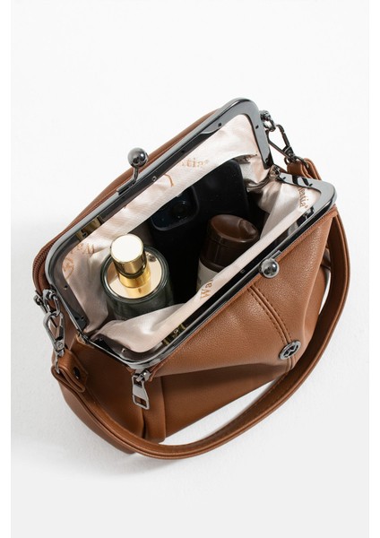 Kadın Omuz ve El Çantası, Kahverengi, Klipsli, Şık ve Hafif Tasarım fırsatları