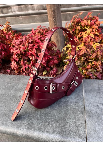 Şık Bordo Kadın Çanta, Zarif ve Kullanışlı Eşya Taşıma Aksesuarı fırsatları