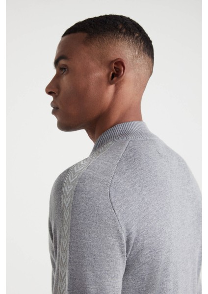 Kolları Şerit Detaylı Fermuarlı Gri Triko Spor Ceket fırsatları