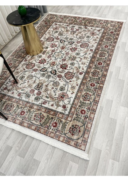 Kilim Motifli Saçaklı Klasik Kaymaz Taban Halı