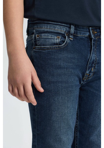 Lacivert Taşlanmış Denim Çocuk Pantolon indirimleri