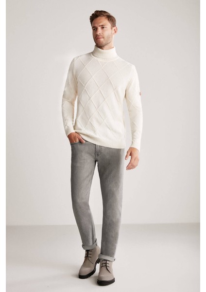 Baklava Desenli Boğazlı Ekru Kaşmir-Yün Kazak indirimleri