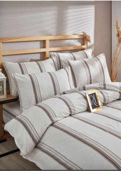 Çift Kişilik Desenli Nevresim Takımı Lastikli Çarşaf ve 2 Adet Yastık Kılıfı