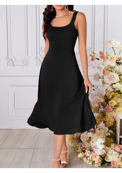 Kadın Askılı Geometrik Yakalı Geniş Kesim Detaylı Ithal Krep Elbise S-M-Siyah