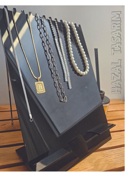 Siyah Pleksi Büyük Kolye Standı 30X20 Takı ve Aksesuar Sergileme Aparatı fiyatları