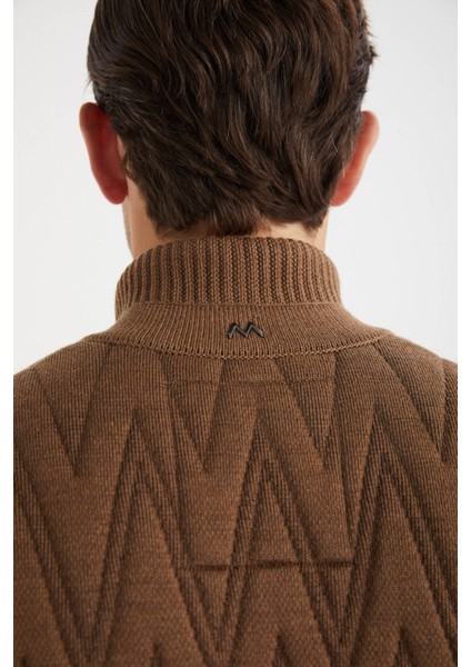 Ekru Activewear Merino Yün Tütün Rengi Yelek indirimleri