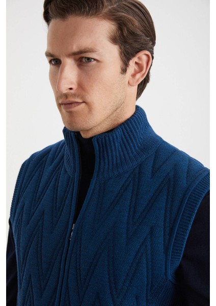 Ekru Activewear Merino Yün Yeşil Yelek fırsatları