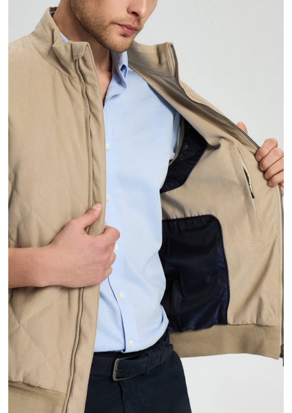 Krem Rengi Kapitone Yelek indirimleri