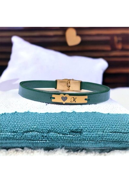 14 Ayar Altın Plakalı K Harfine Özel Kalp Figürlü Hakiki Yeşil Derili Hediye BILEKLIK-573HARF