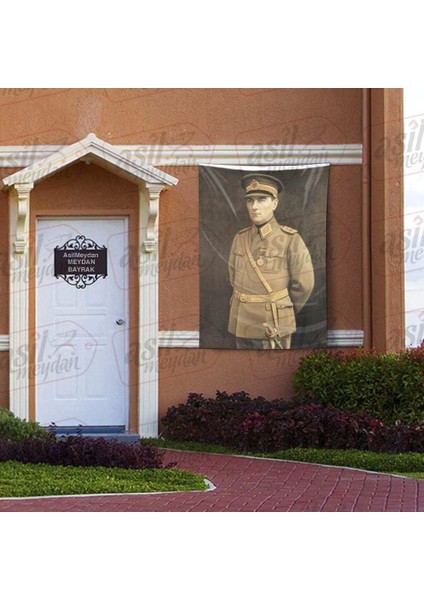 Askeri Üniformalı Gazi Mustafa Kemal Atatürk Poster Bayrak 100 x 150 cm