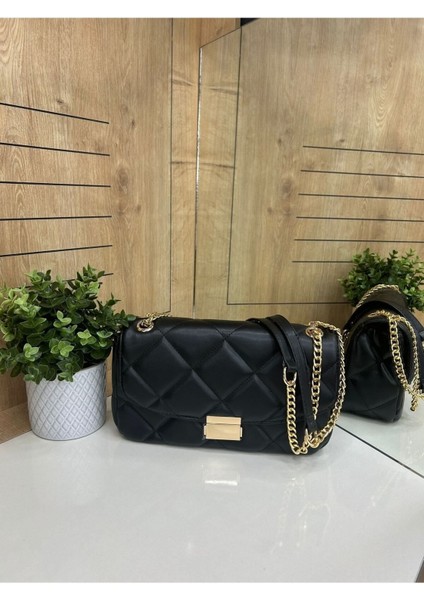 Şık Siyah Baklava Desenli Zincir Askılı Fırfırlı Çanta