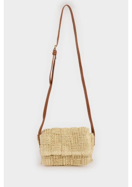 Şık Kadın Hasır Omuz Çantası, Bej Renk, Modern ve Hafif Tasarım