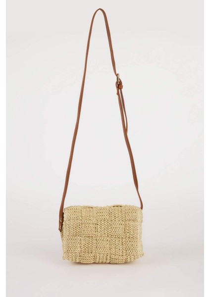 Şık Kadın Hasır Omuz Çantası, Bej Renk, Modern ve Hafif Tasarım indirimleri