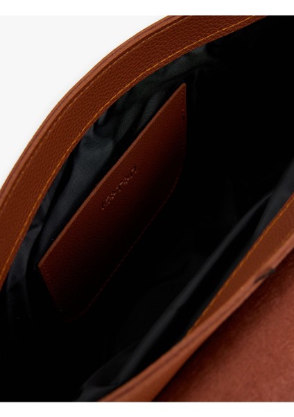 Şık Kahverengi Suni Deri Omuz Çantası Metal Aksesuarlı, Zarif ve Kullanışlı Tasarım fırsatları