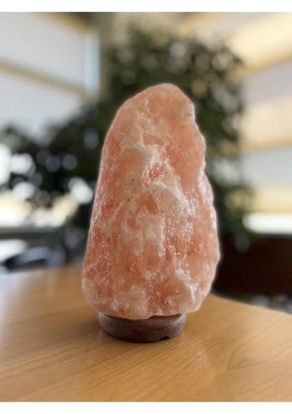 Gri Himalaya Tuz Lambası, 3-4 Kg, Sağlıklı ve Şık Aydınlatma Seçeneği