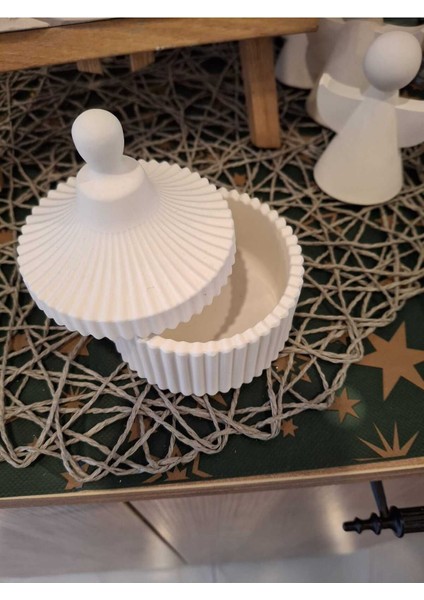 Beyaz Takı Kutusu, Şık ve Kullanışlı Takı Saklama Çözümü fiyatları