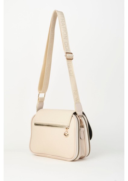 Şık Kadın Krem 4 Cepli Kapaklı Kolon Askılı Fermuar ve Çıt Çıt Kapama Çanta modelleri
