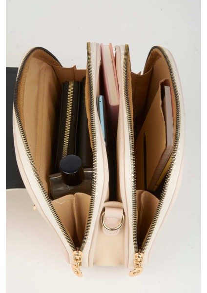 Şık Kadın Krem 4 Cepli Kapaklı Kolon Askılı Fermuar ve Çıt Çıt Kapama Çanta