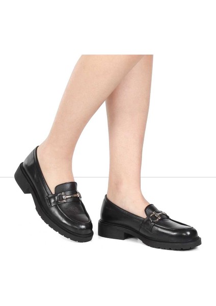 Kadın Siyah Tokalı Deri Loafer fiyatları